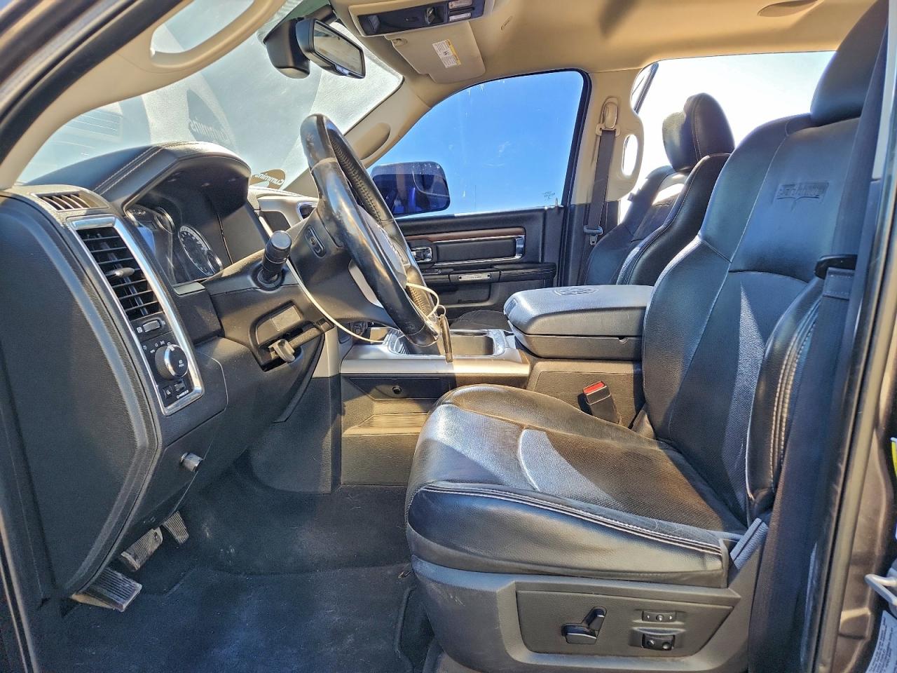 2017 RAM 2500 LARAMIE photo 7