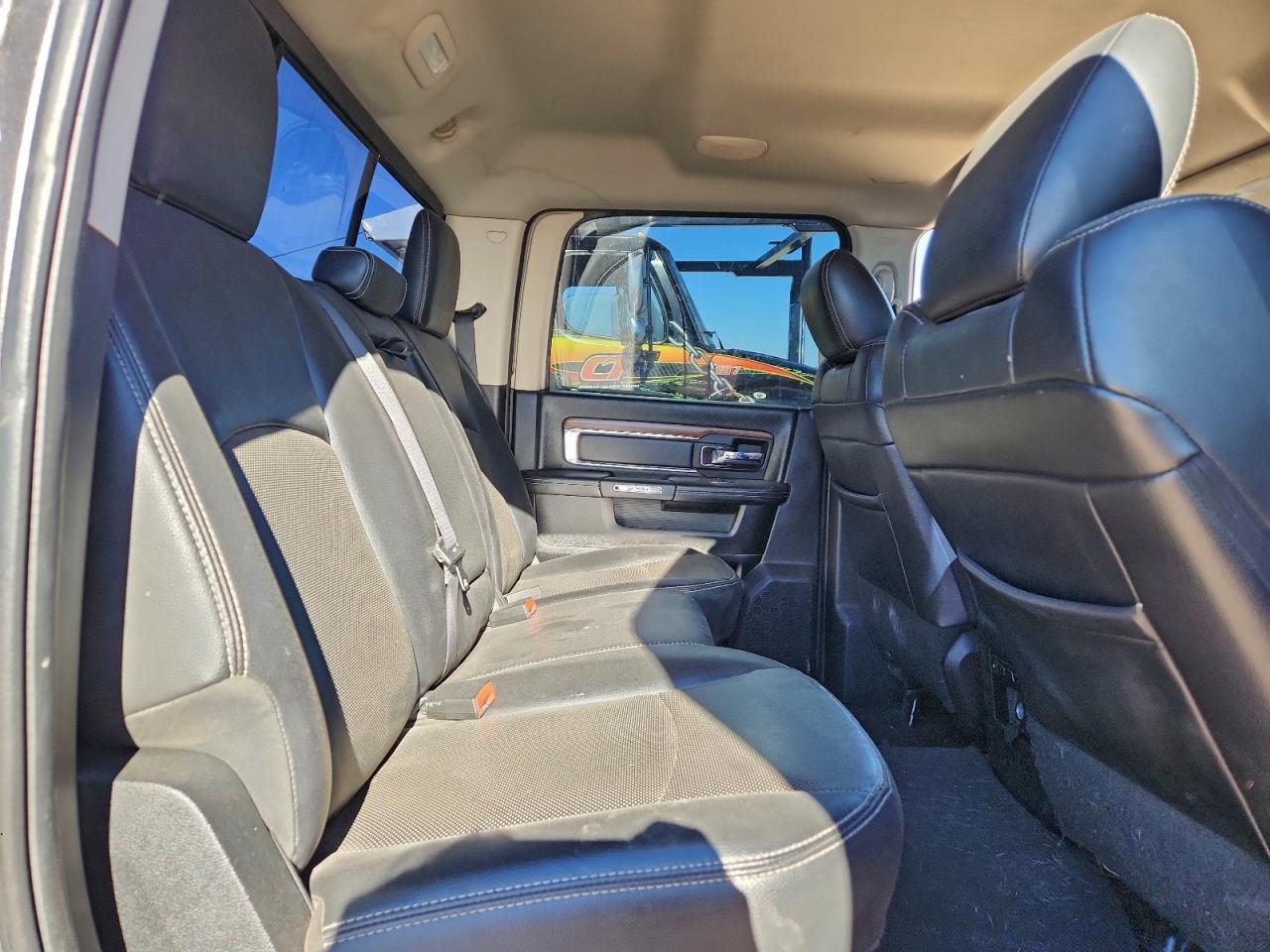 2017 RAM 2500 LARAMIE photo 10