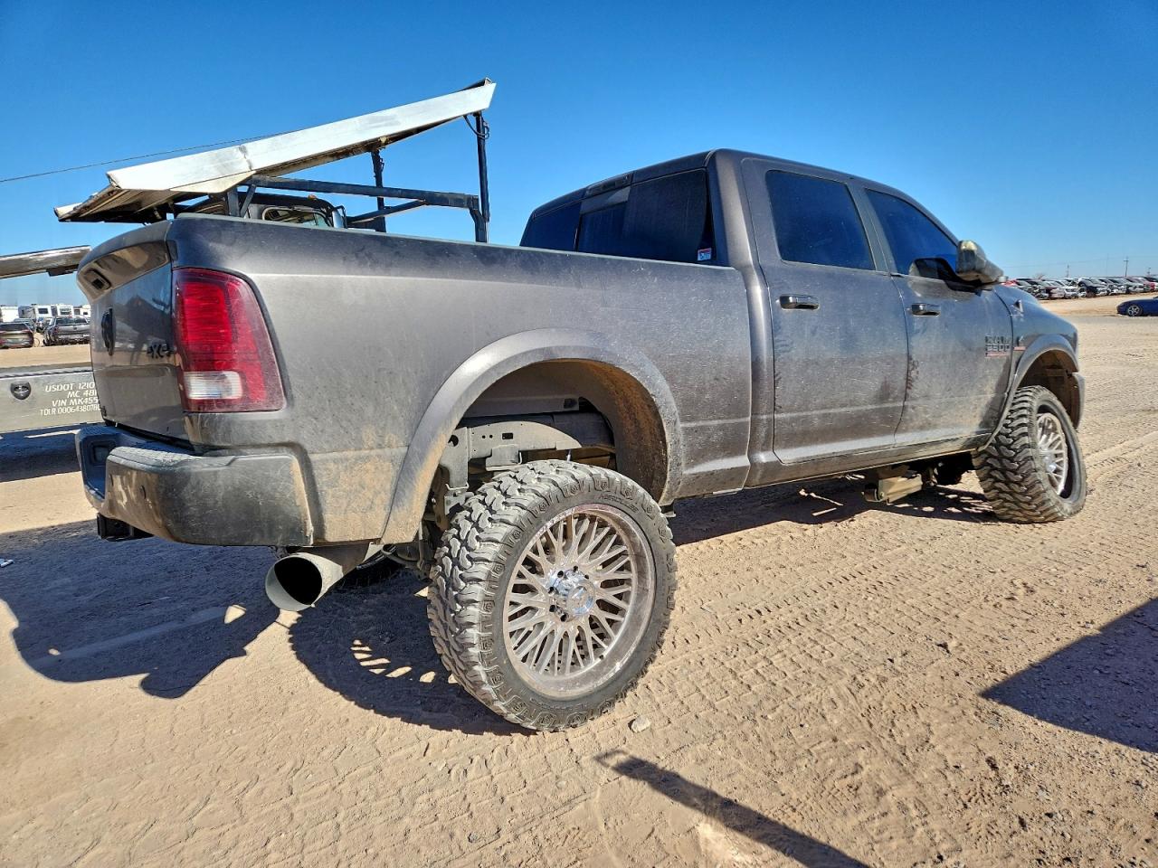 2017 RAM 2500 LARAMIE photo 3