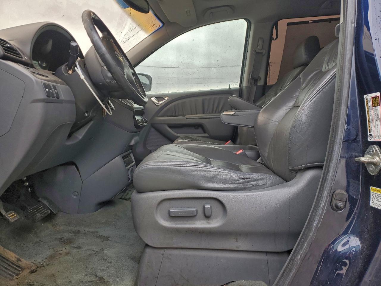2007 HONDA ODYSSEY TOURING photo 7