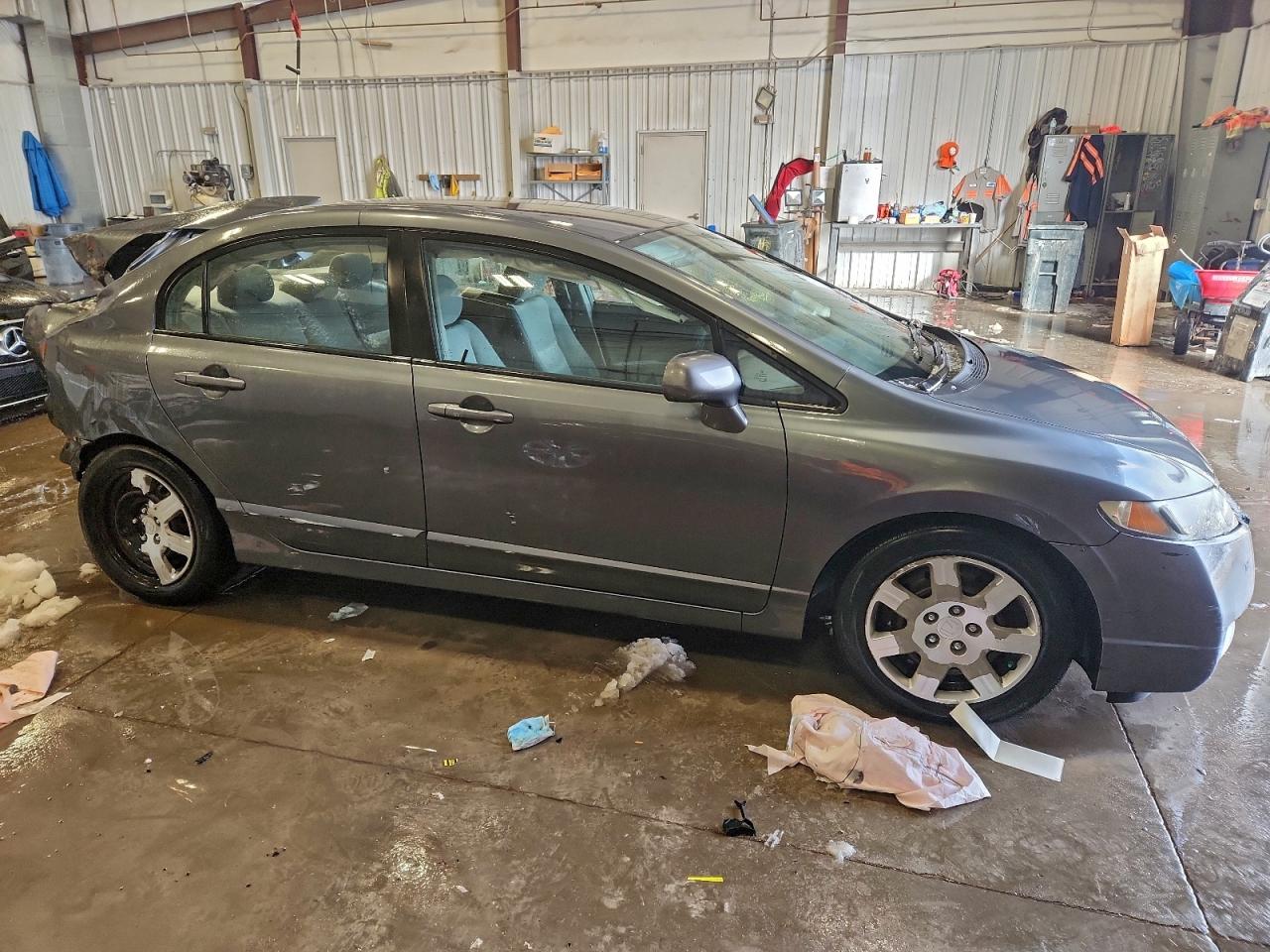 2010 HONDA CIVIC LX photo 4