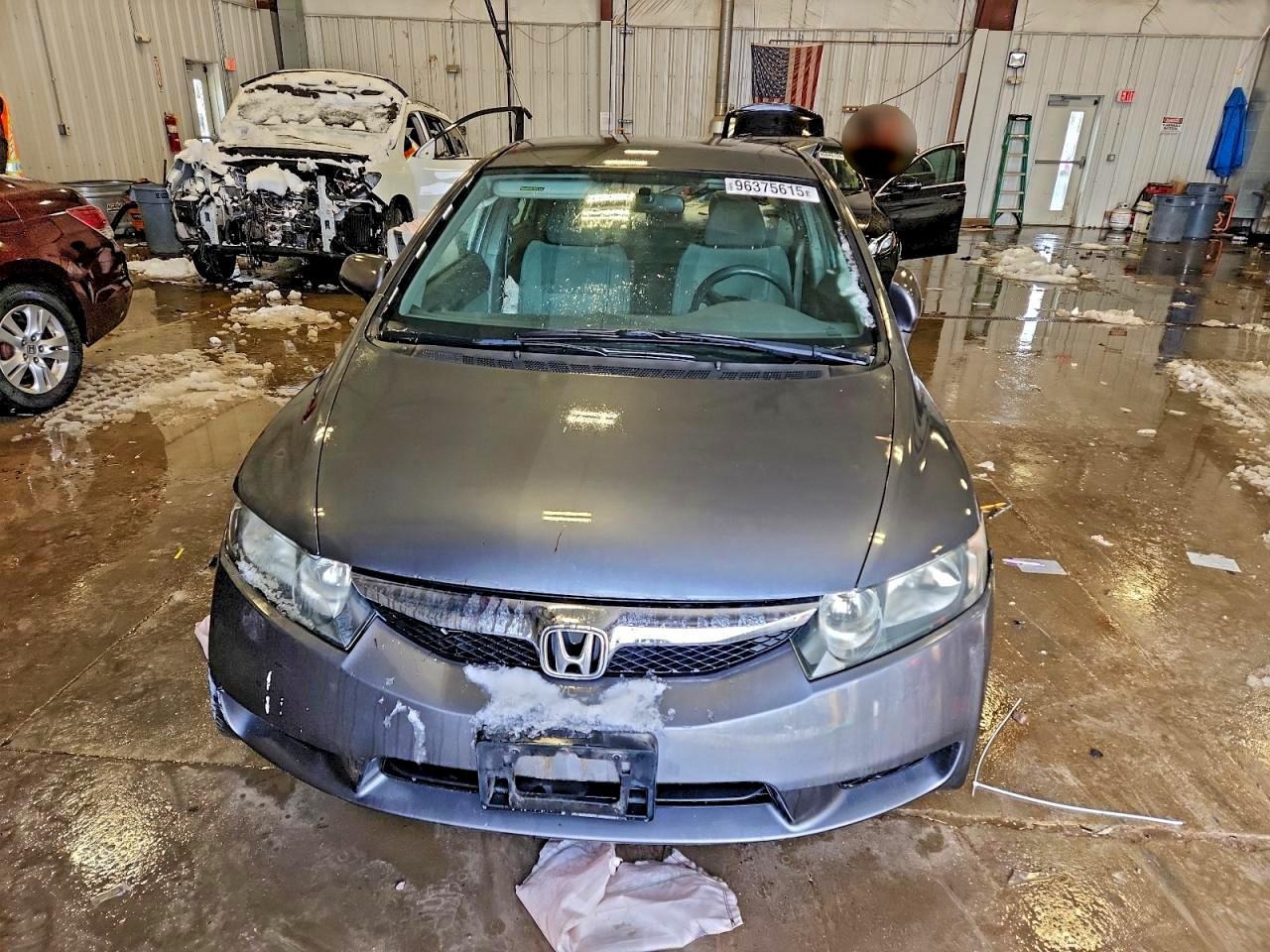 2010 HONDA CIVIC LX photo 5