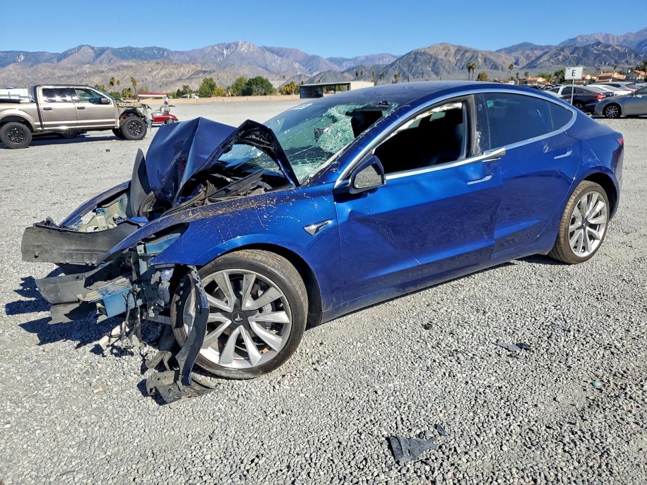 2018 TESLA MODEL 3