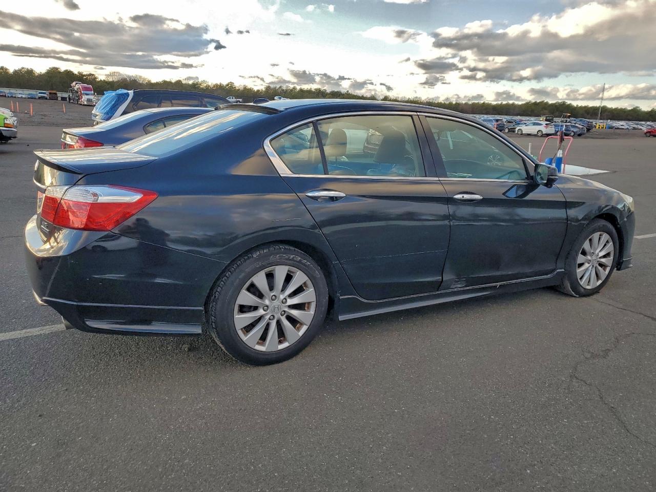 2013 HONDA ACCORD TOURING photo 3