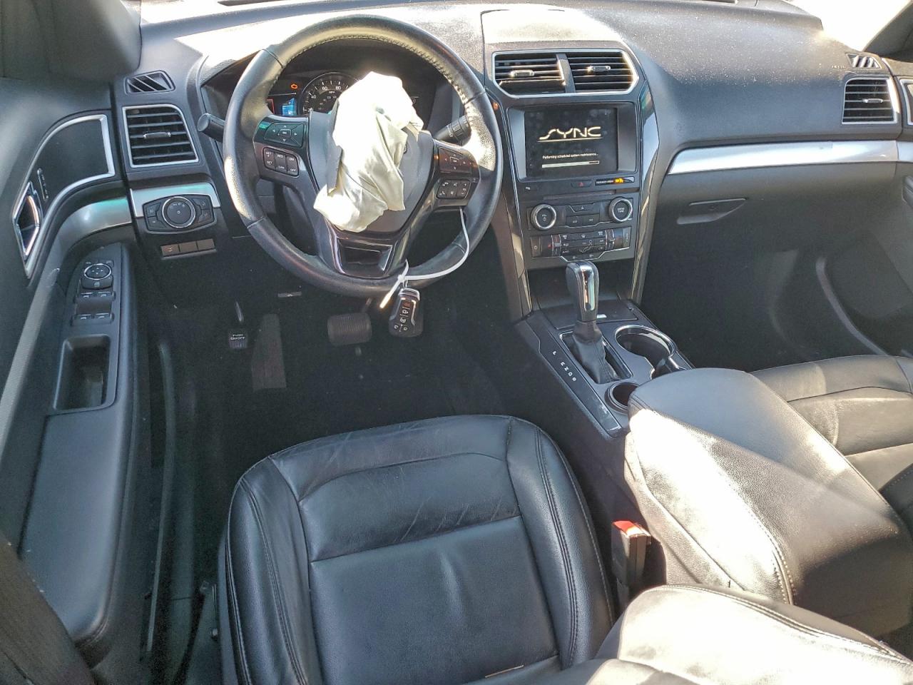 2016 FORD EXPLORER XLT photo 8