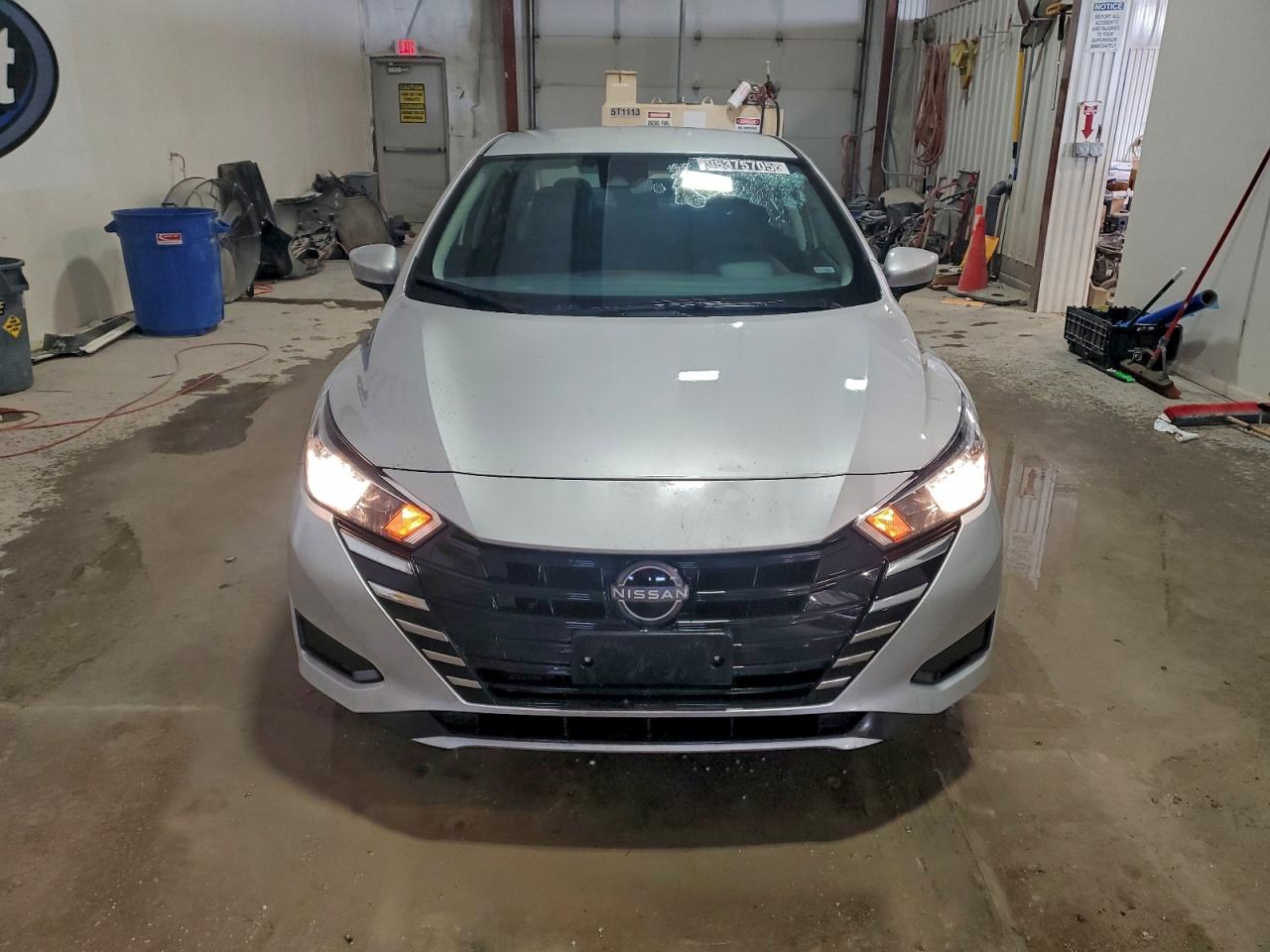 2024 NISSAN VERSA SV photo 5