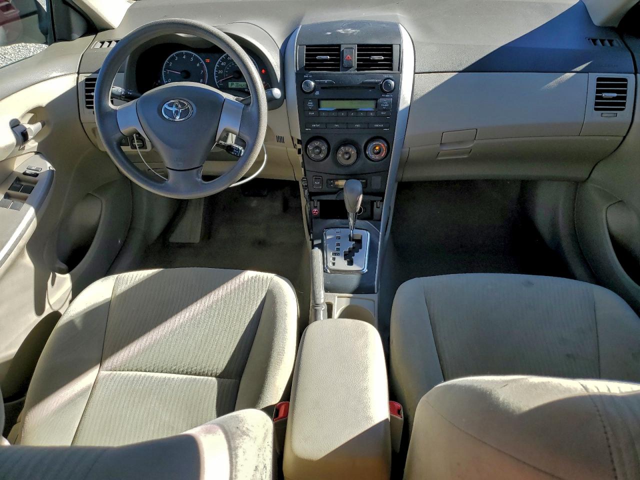 2010 TOYOTA COROLLA BASE photo 8