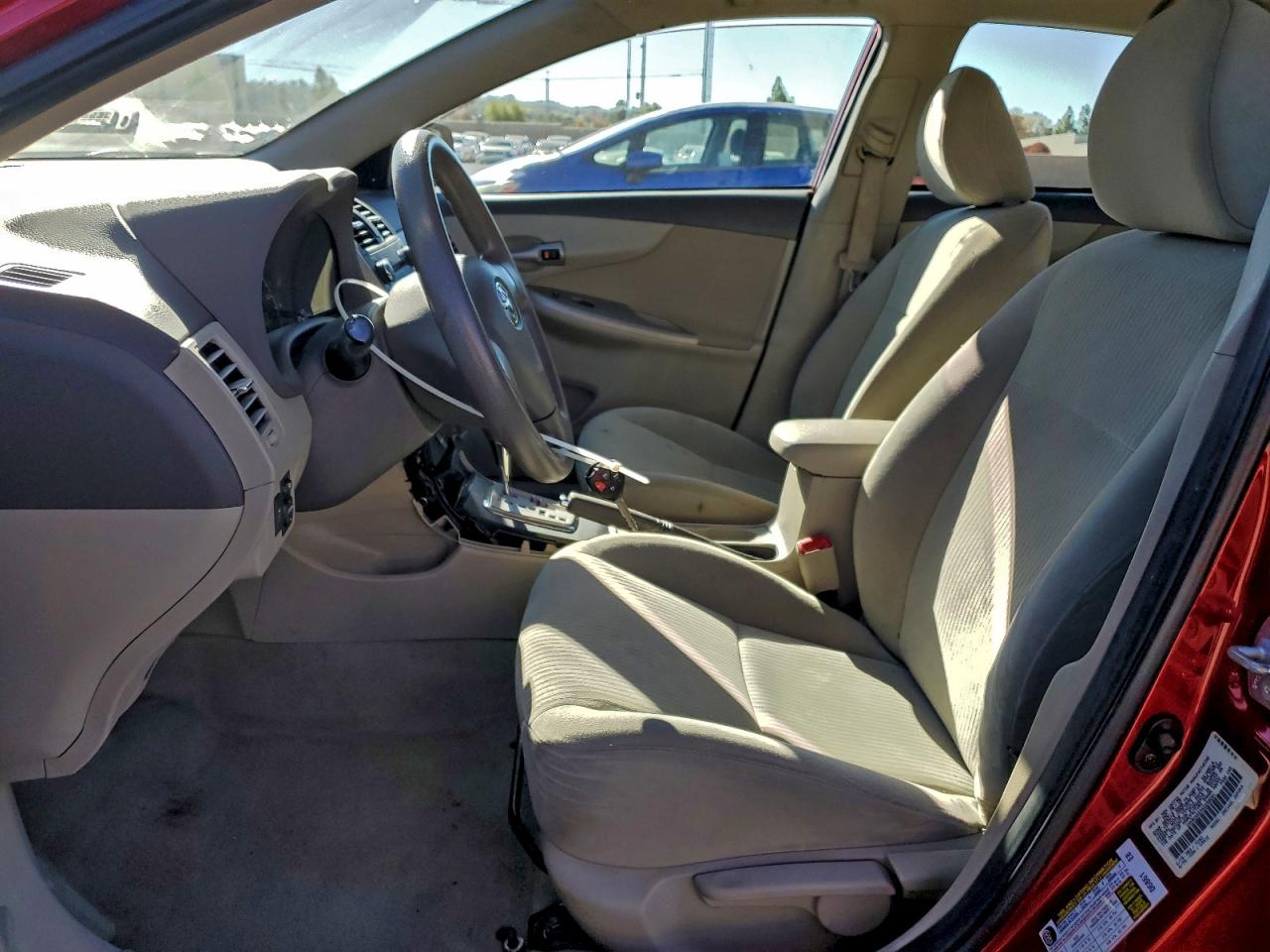 2010 TOYOTA COROLLA BASE photo 7