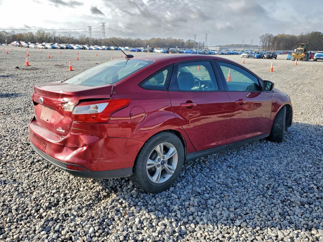 2014 FORD FOCUS SE photo 3