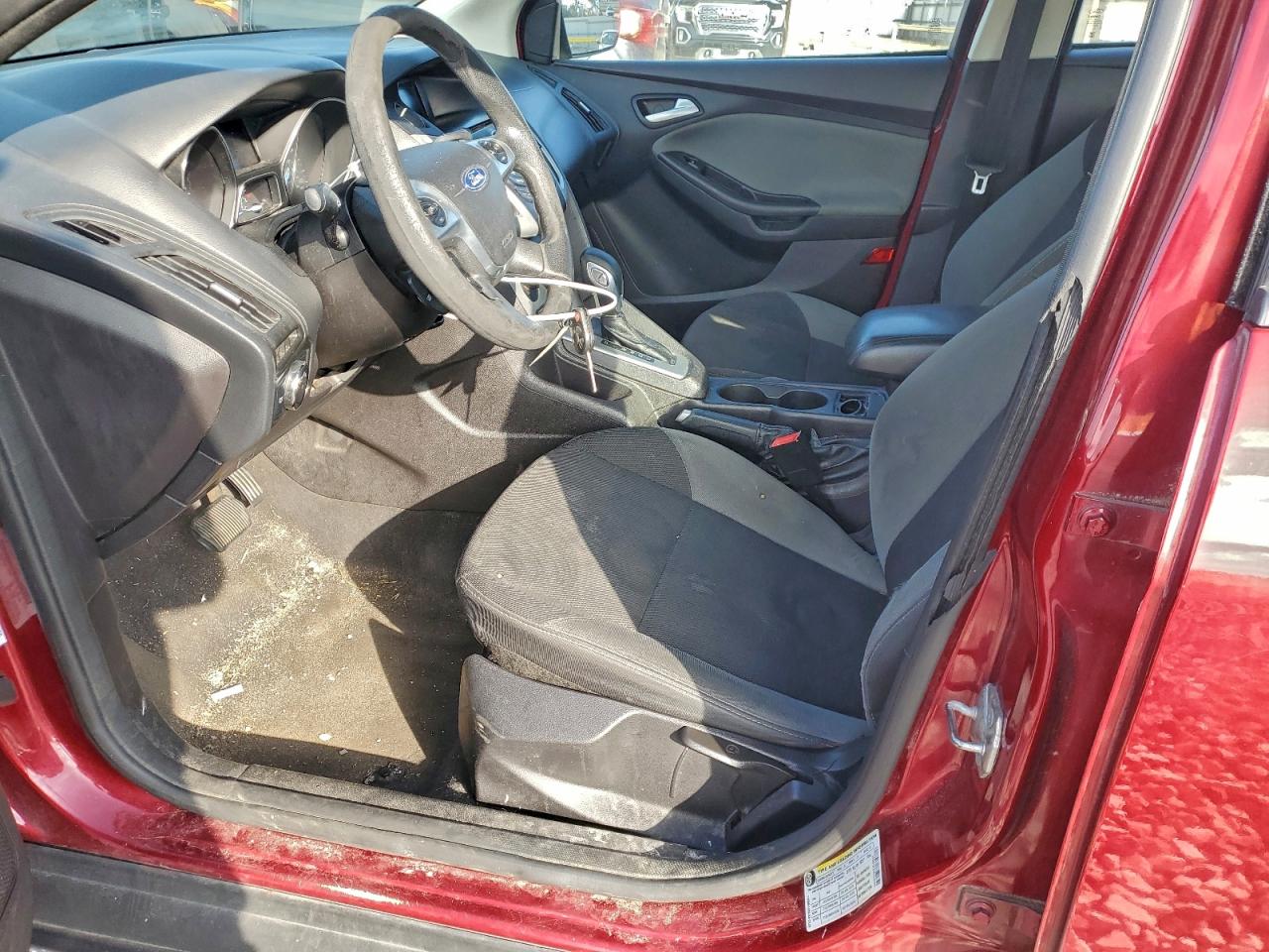 2014 FORD FOCUS SE photo 7