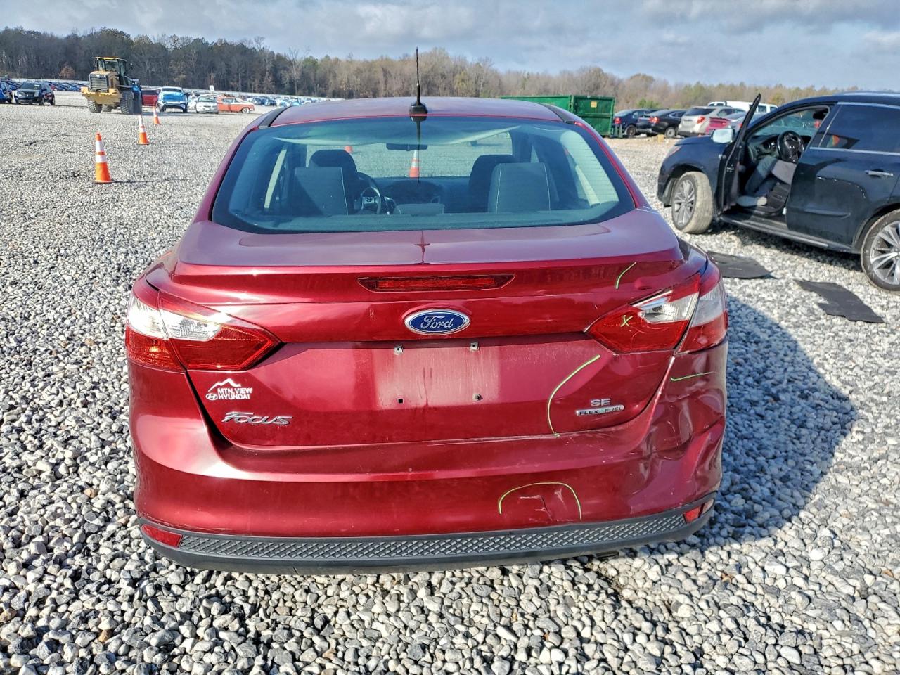 2014 FORD FOCUS SE photo 6