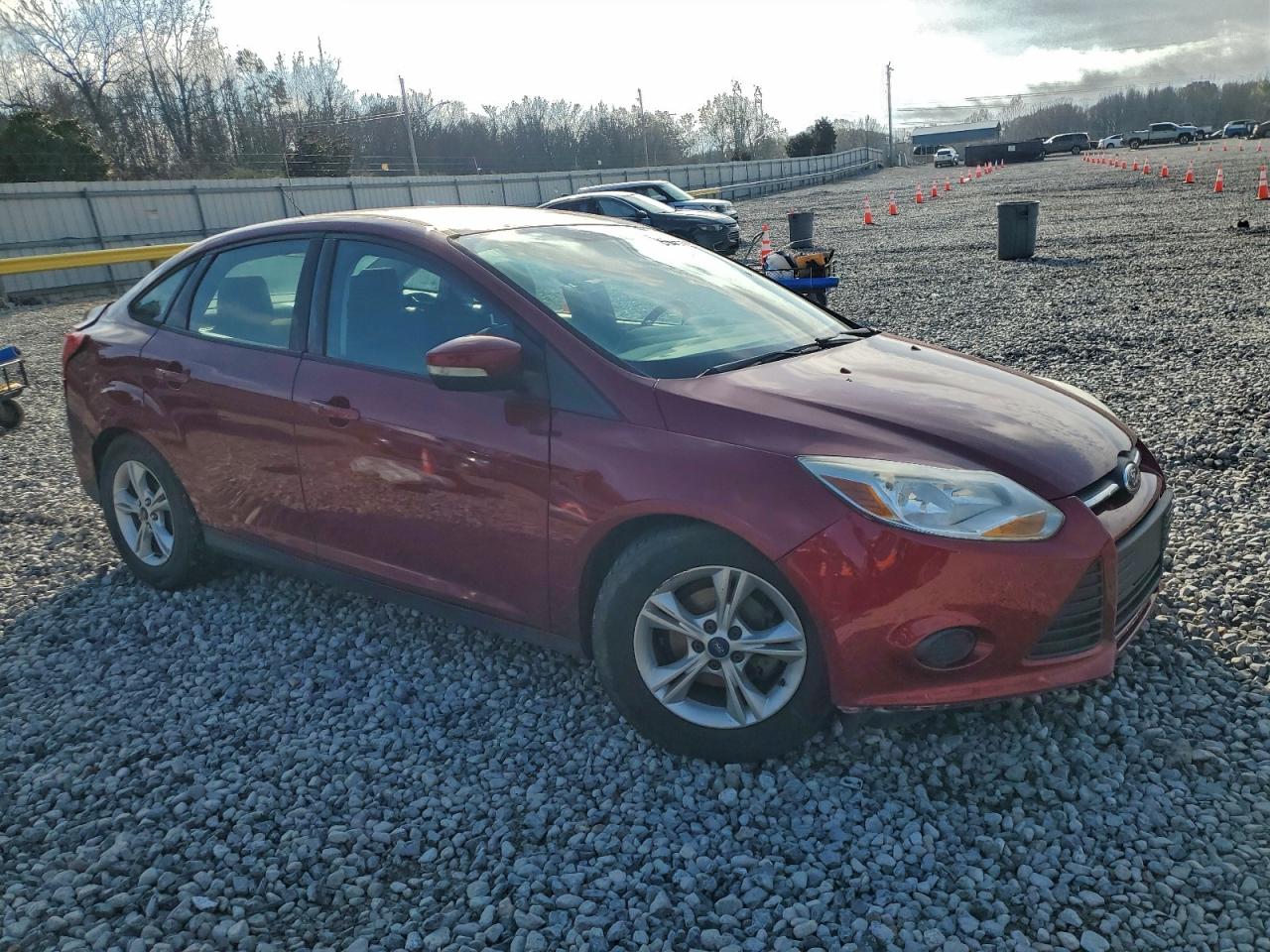 2014 FORD FOCUS SE photo 4