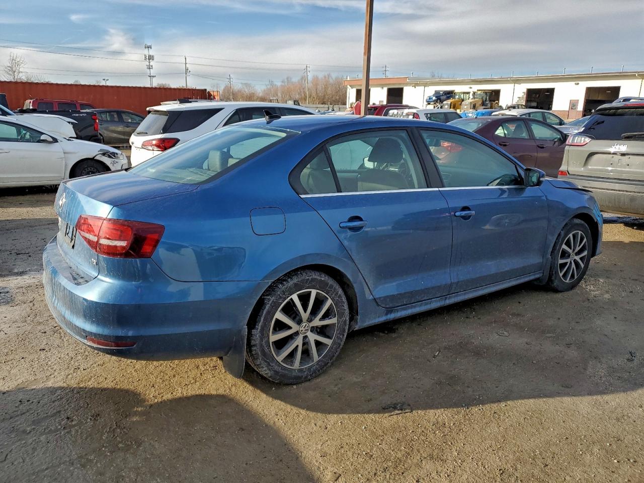 2017 VOLKSWAGEN JETTA SE photo 3
