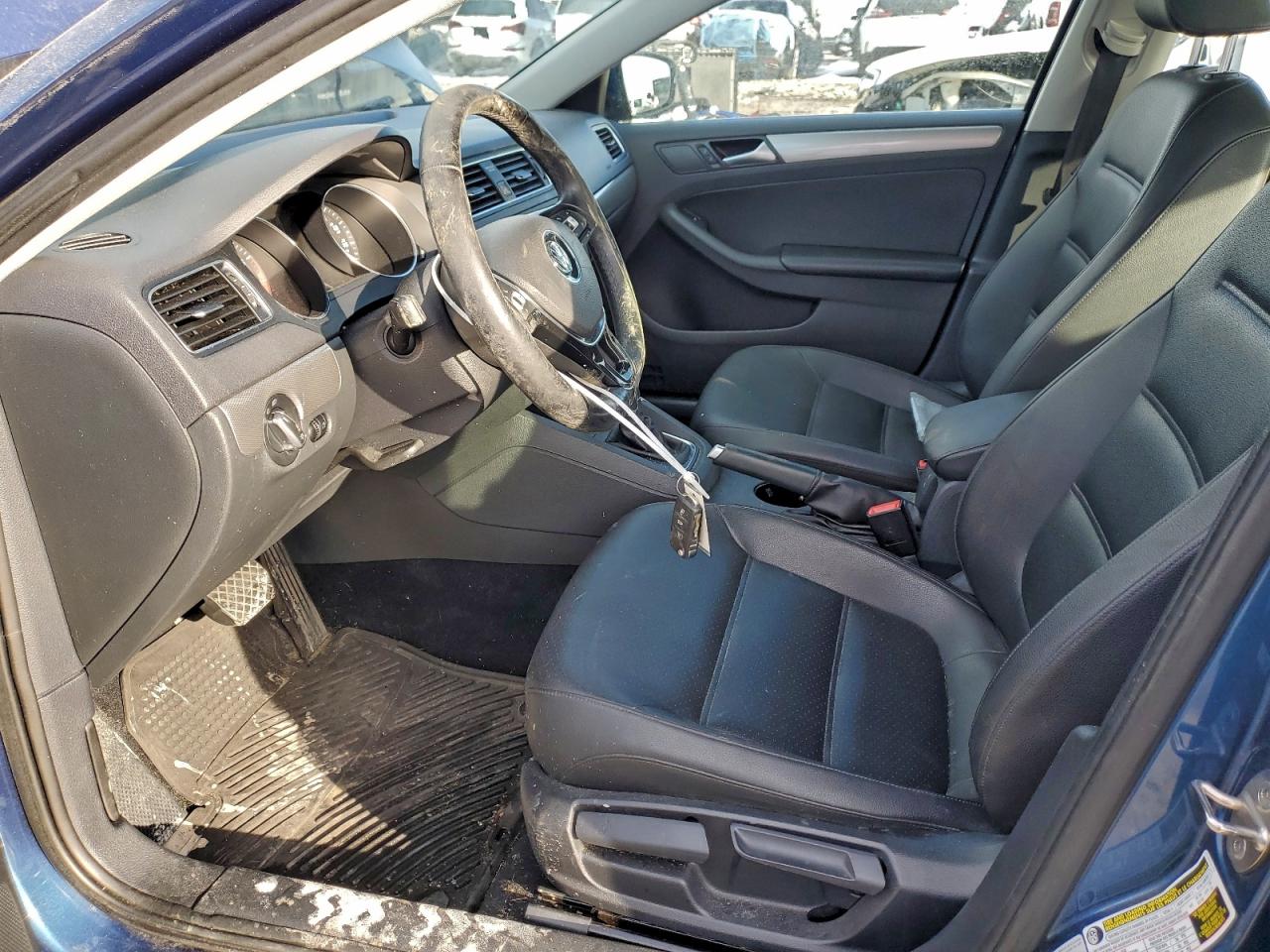 2017 VOLKSWAGEN JETTA SE photo 7