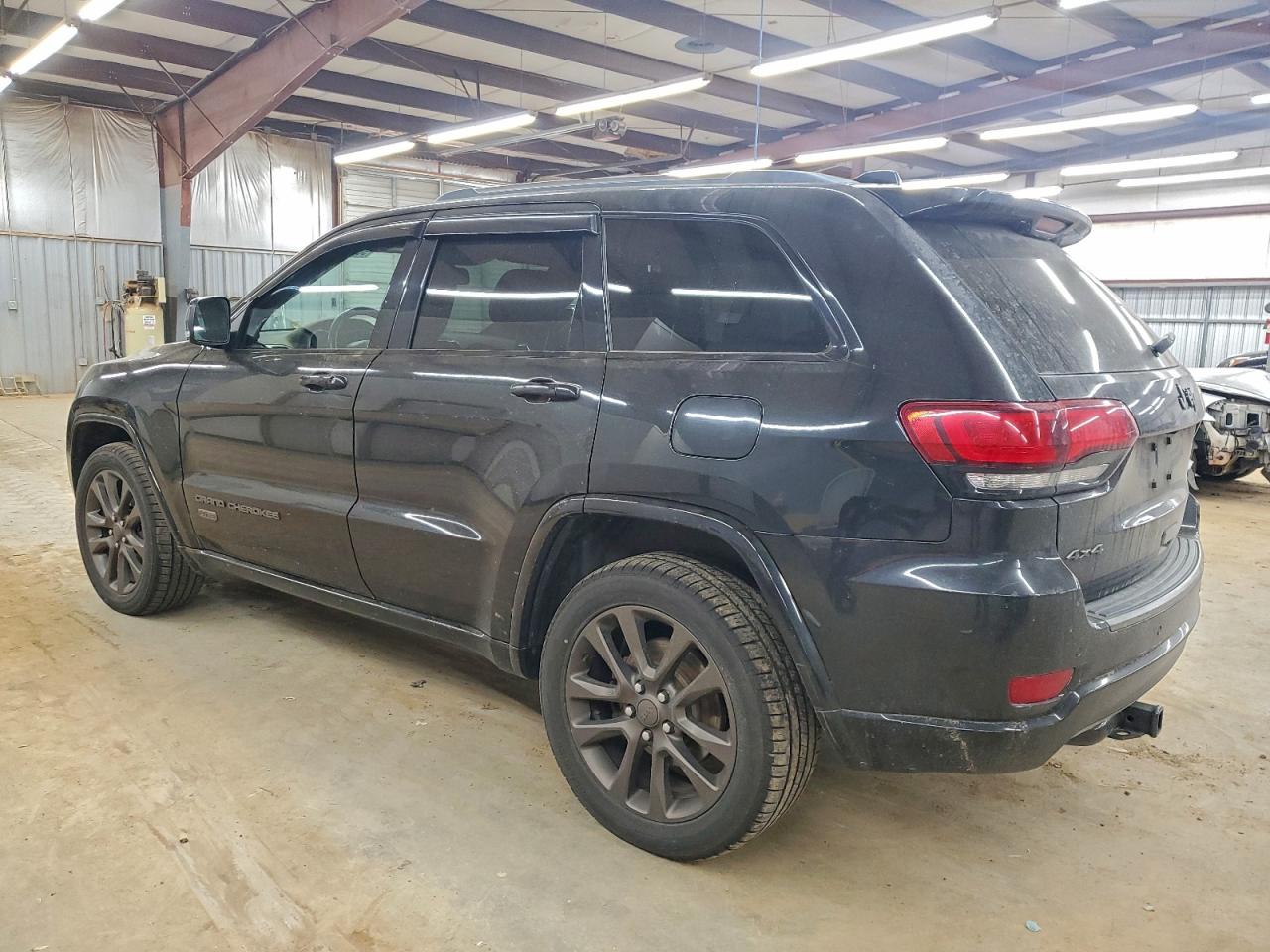 2016 JEEP GRAND CHEROKEE LIMITED photo 2