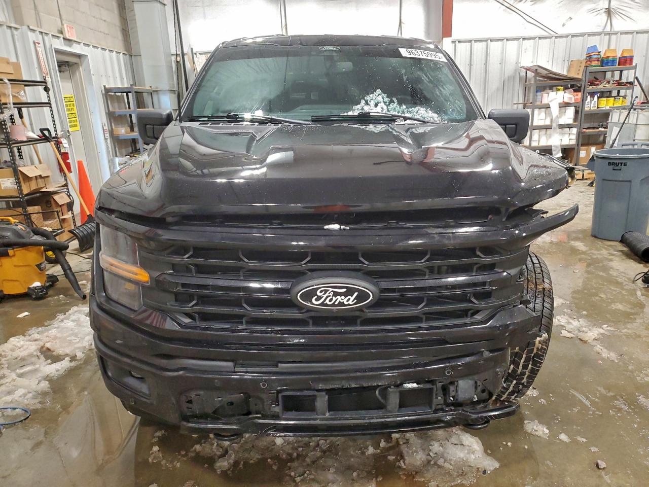 2024 FORD F150 XLT photo 5