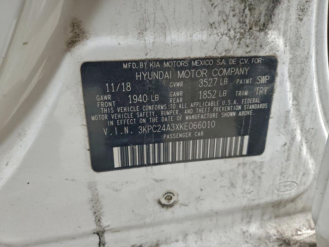 2019 HYUNDAI ACCENT SE photo 12