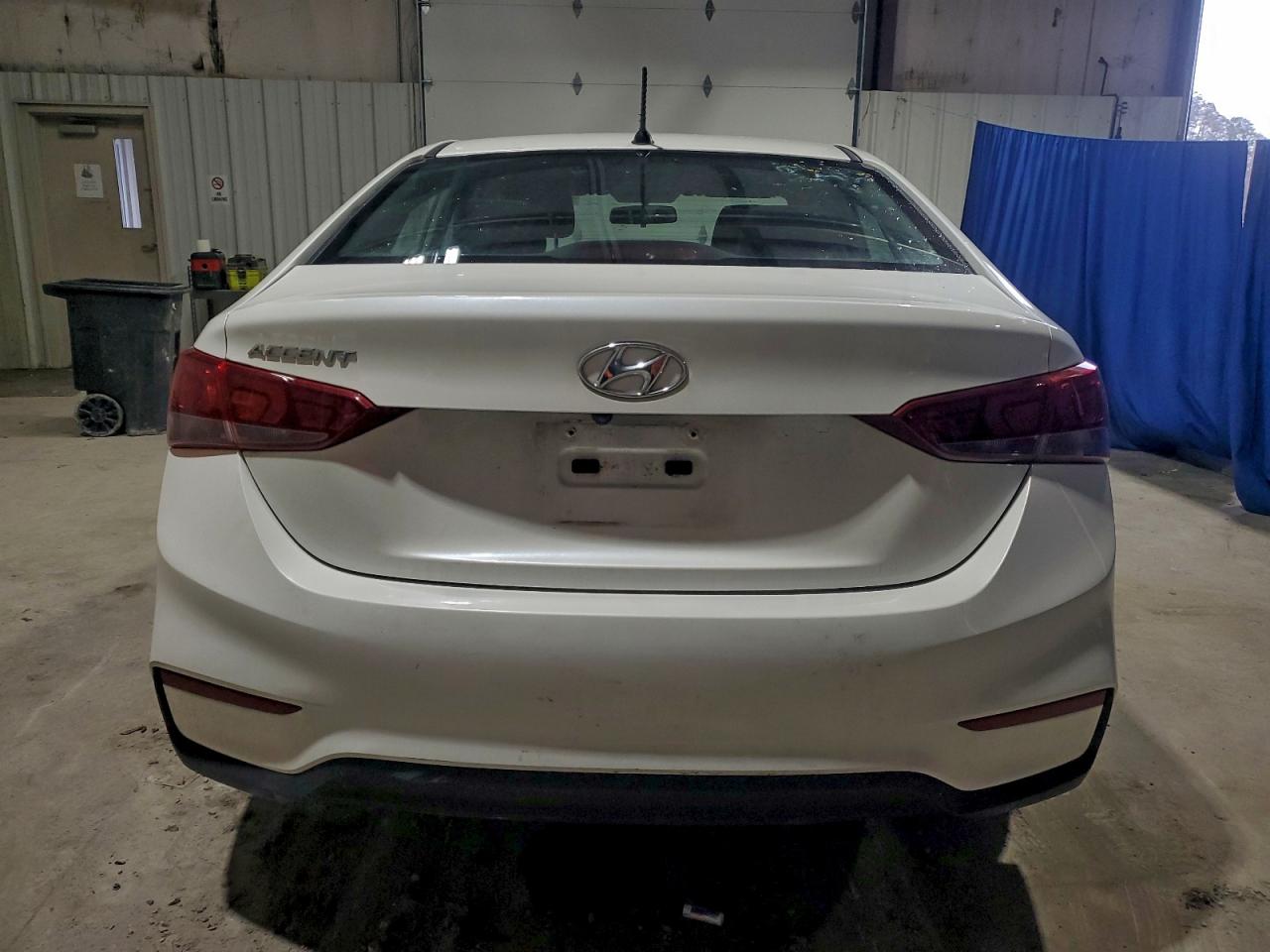 2019 HYUNDAI ACCENT SE photo 6