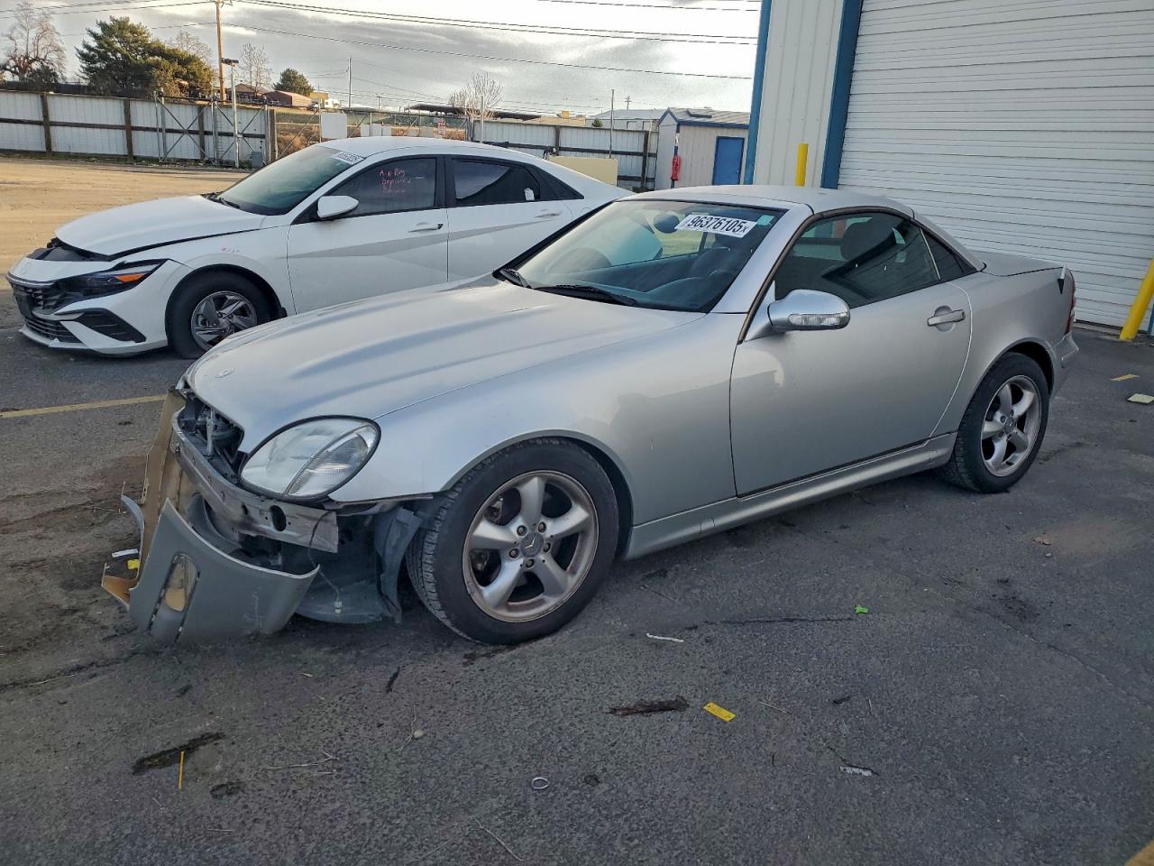 2001 MERCEDES-BENZ SLK