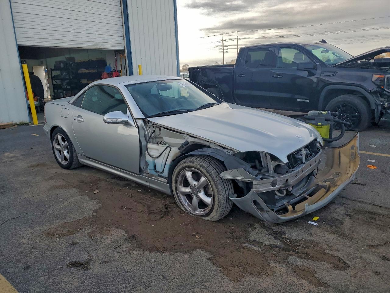 2001 MERCEDES-BENZ SLK 320 photo 4