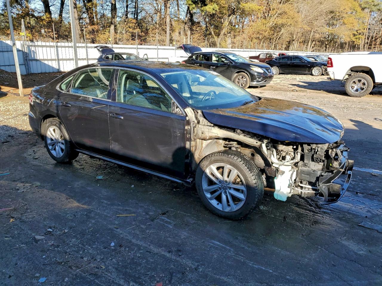 2020 VOLKSWAGEN PASSAT SE photo 4