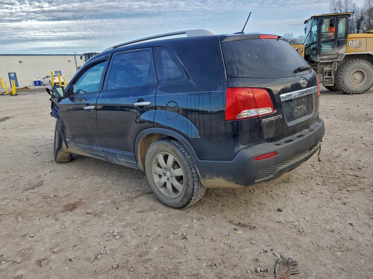 2012 KIA SORENTO BASE photo 2