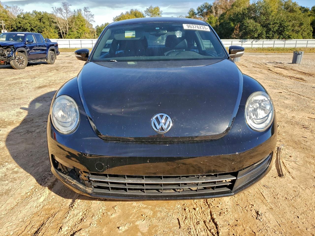 2016 VOLKSWAGEN BEETLE SE photo 5