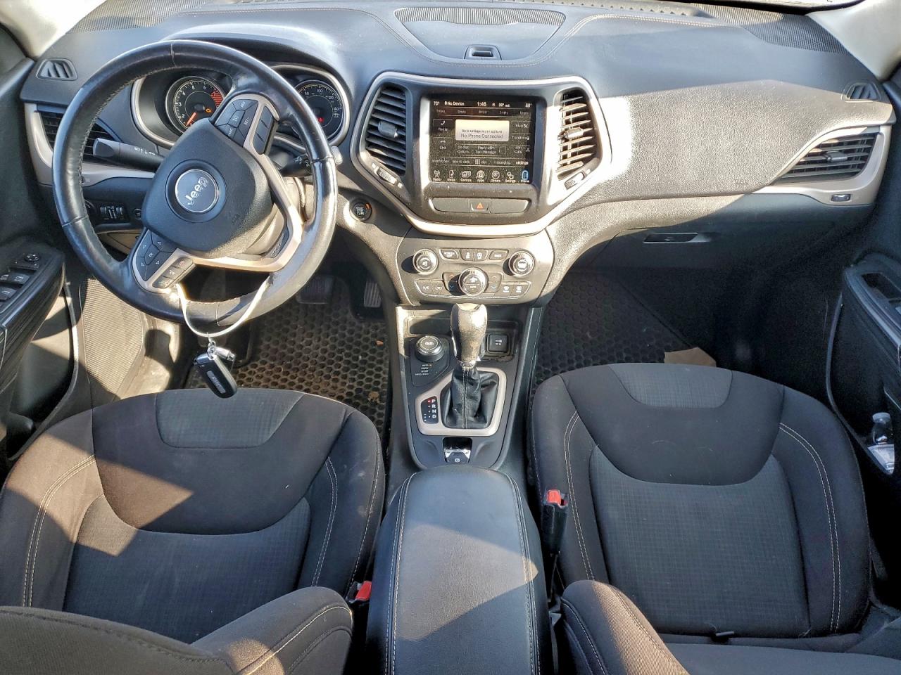 2016 JEEP CHEROKEE LATITUDE photo 8