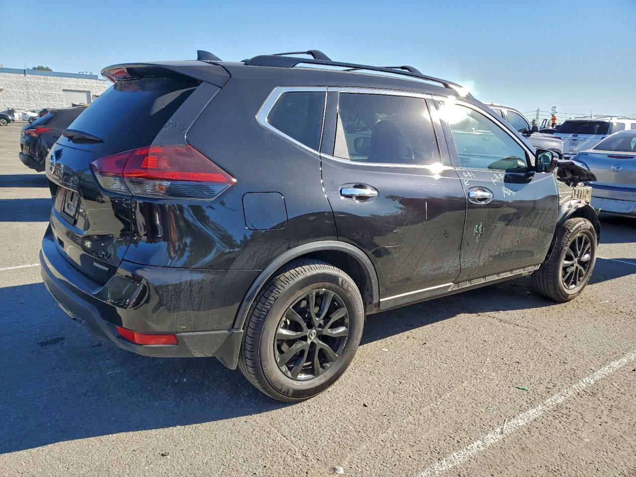 2018 NISSAN ROGUE S photo 3