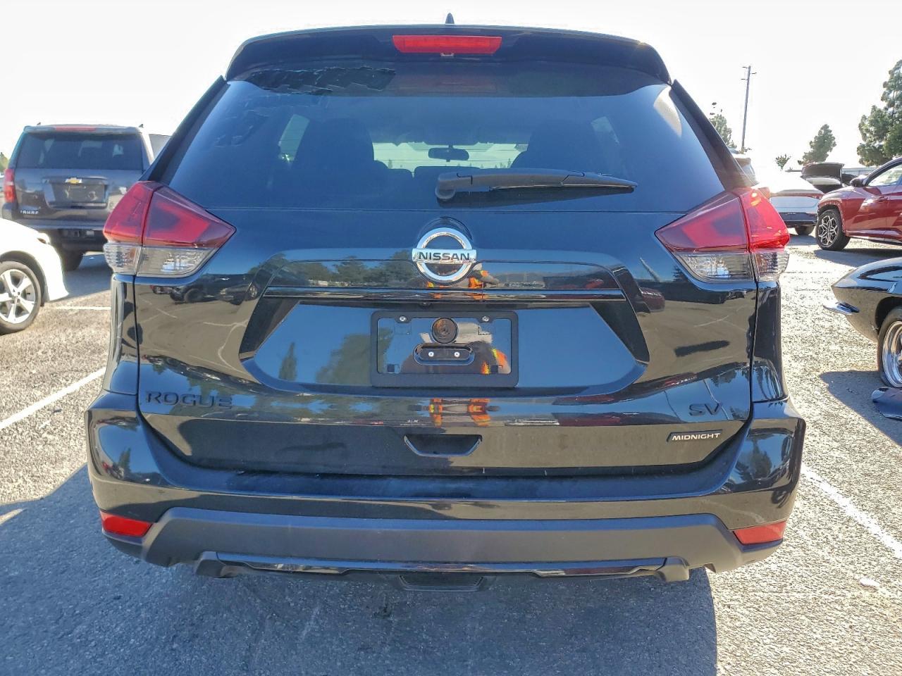 2018 NISSAN ROGUE S photo 6