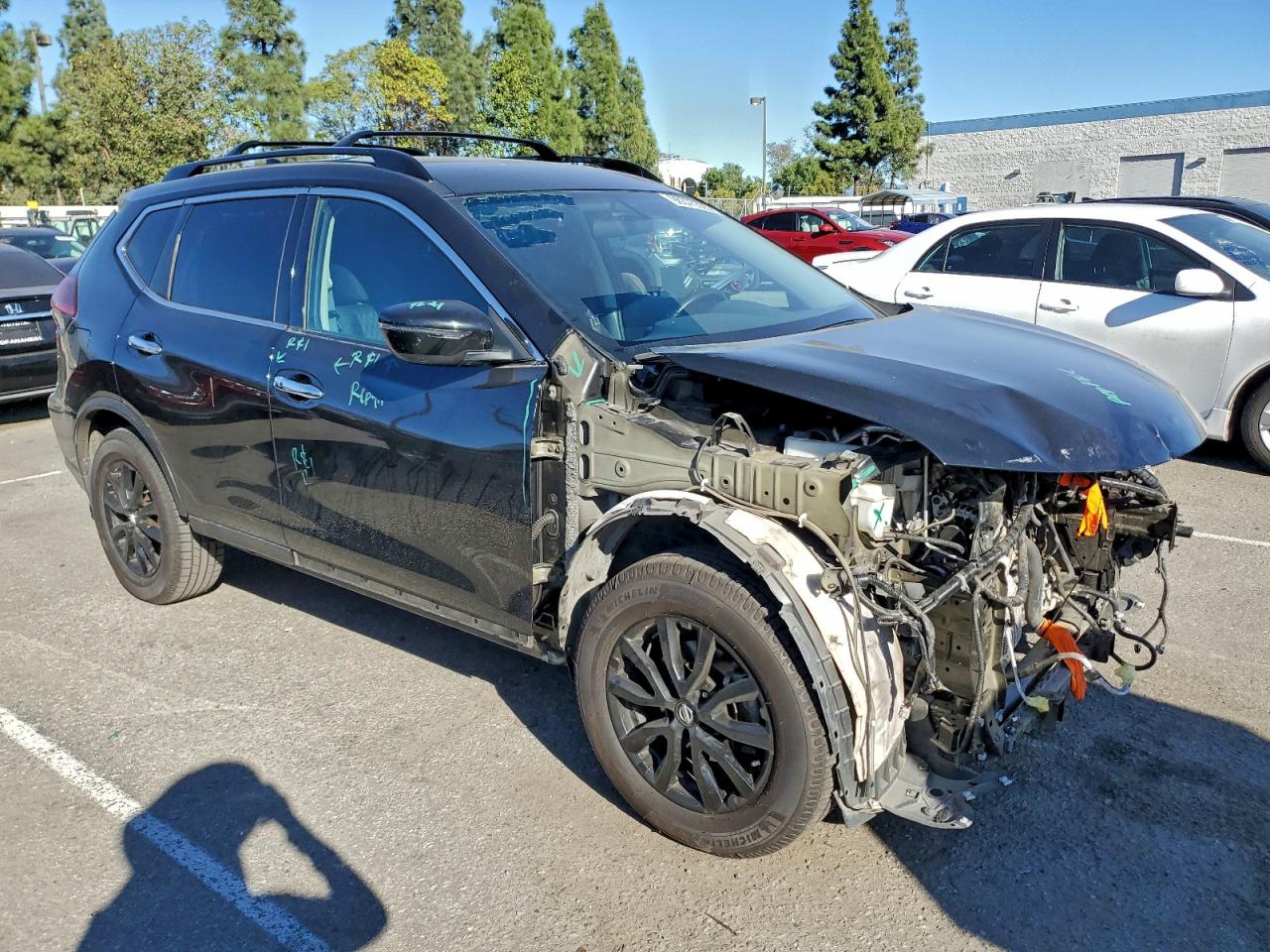 2018 NISSAN ROGUE S photo 4