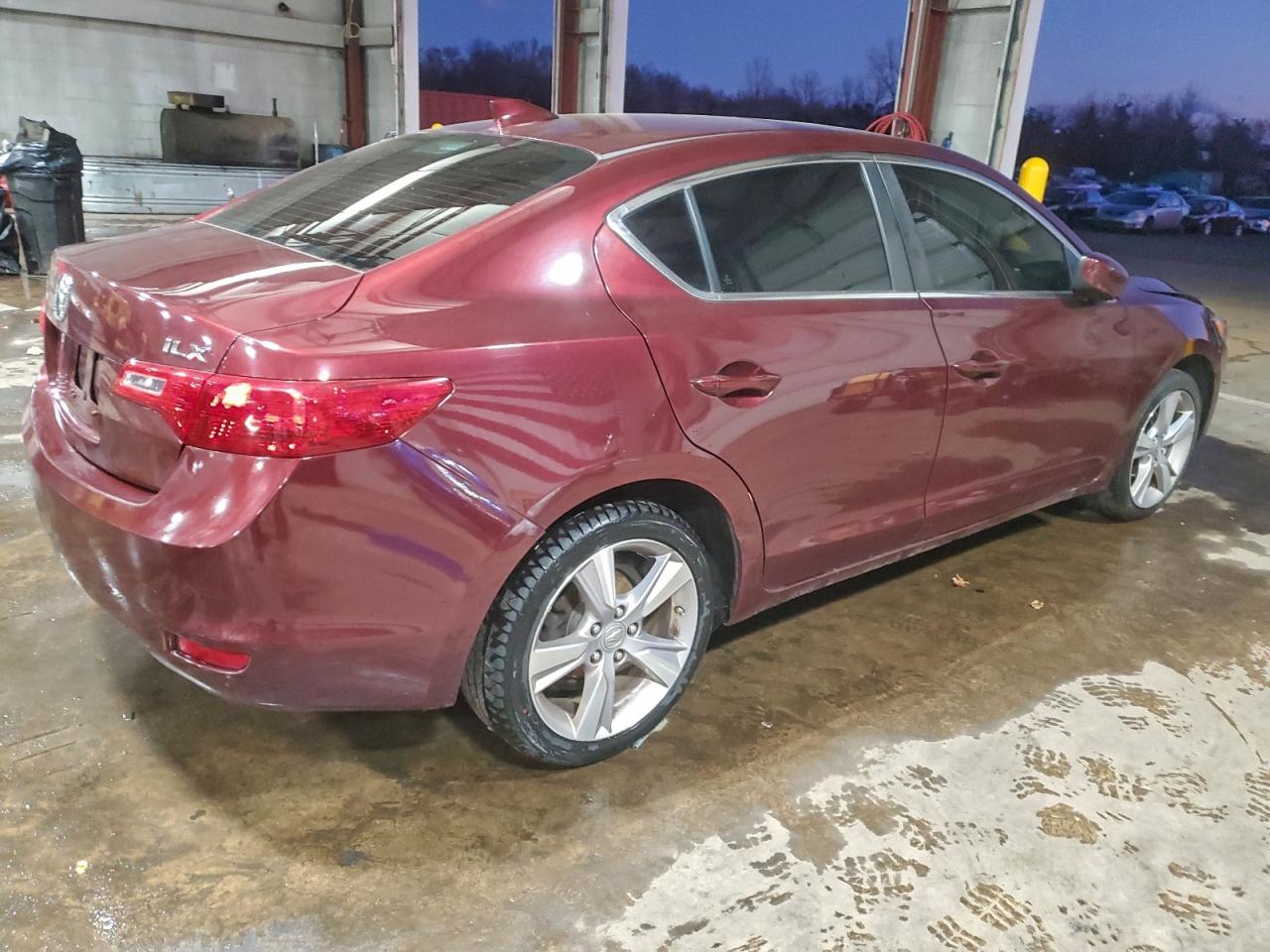 2013 ACURA ILX 20 PREMIUM photo 3