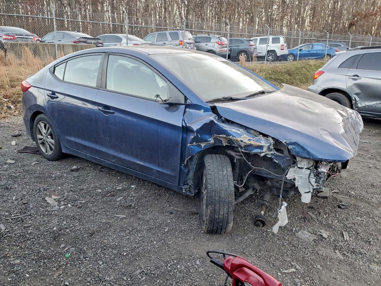 2017 HYUNDAI ELANTRA SE photo 4