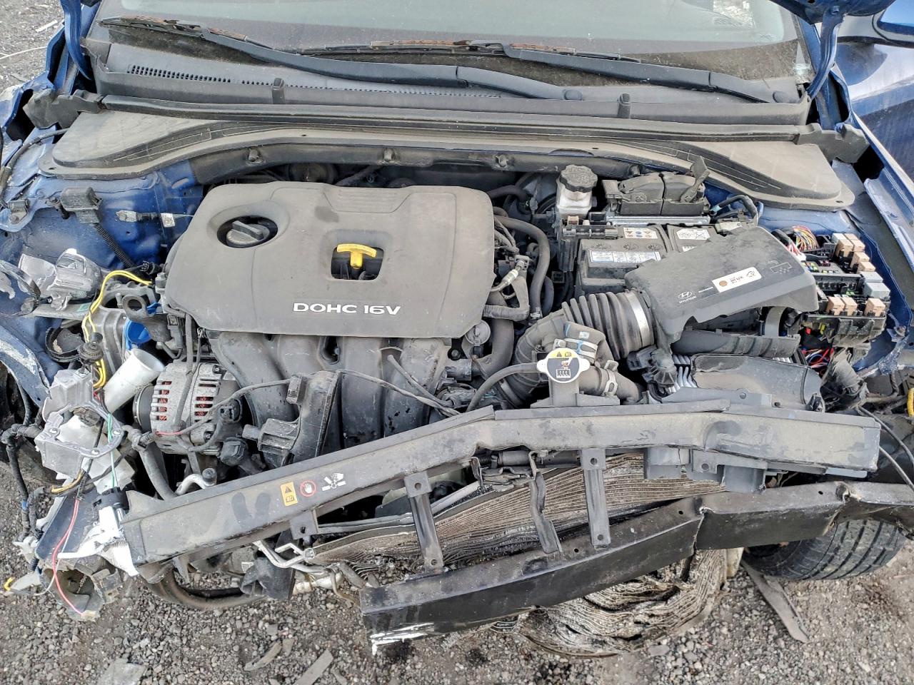 2017 HYUNDAI ELANTRA SE photo 11
