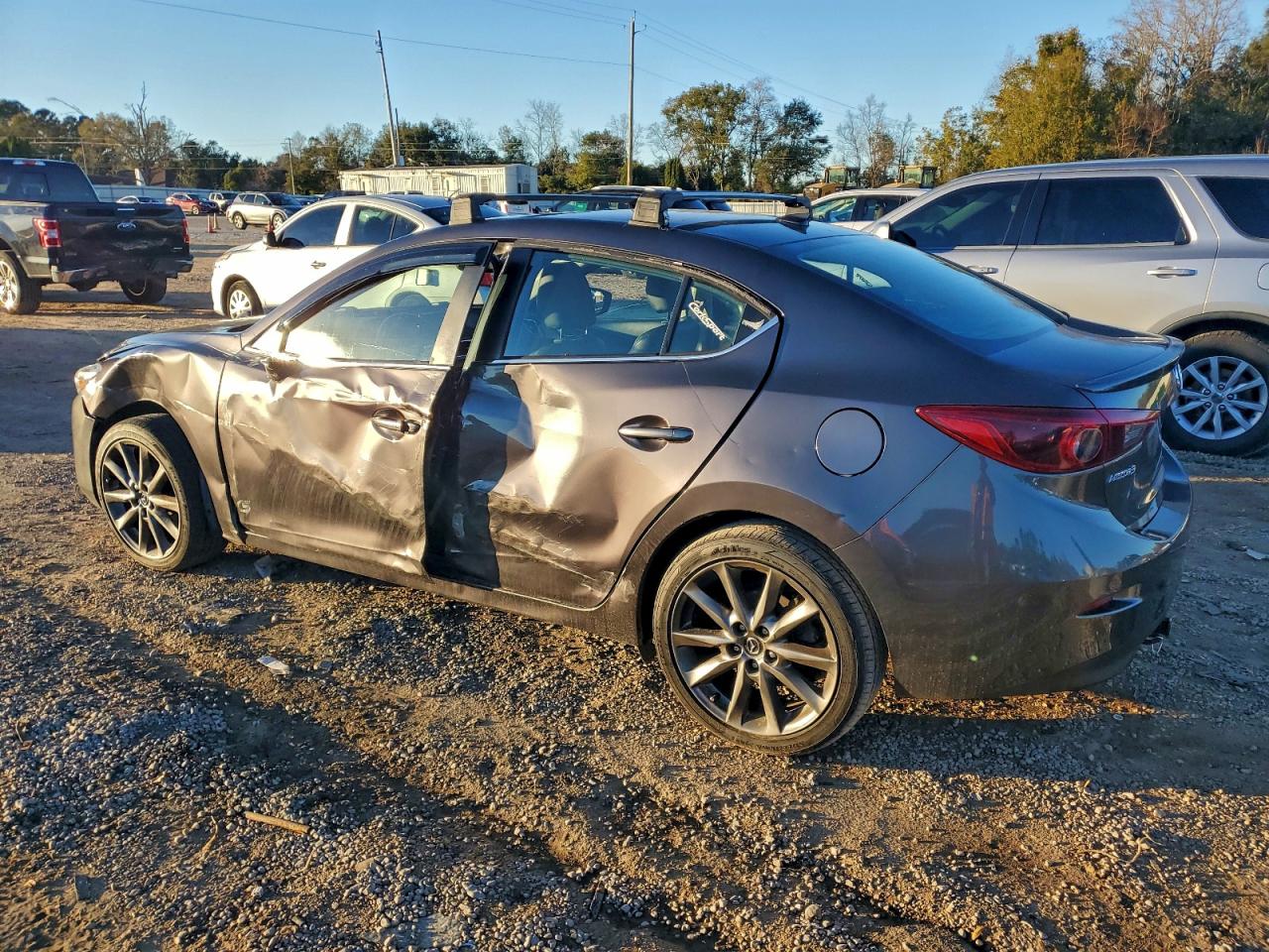 2018 MAZDA 3 GRAND TOURING photo 2