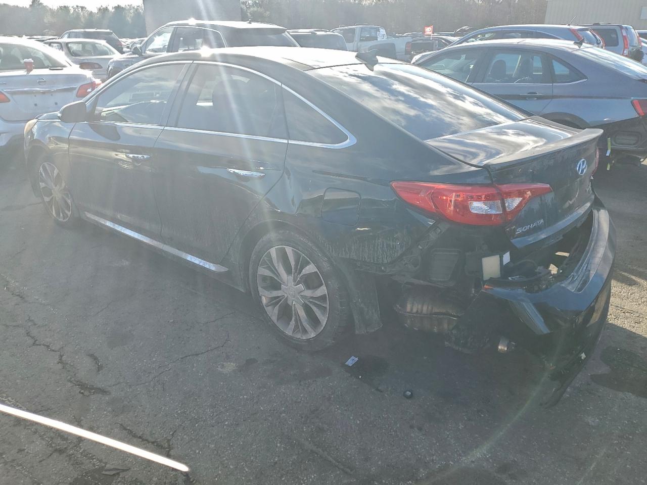 2015 HYUNDAI SONATA SPORT photo 2
