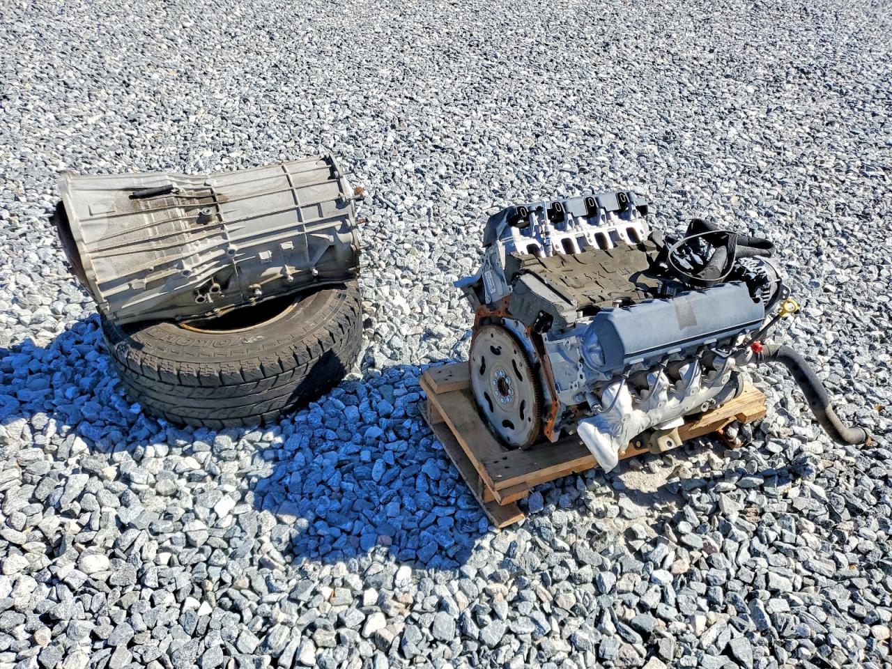 2024 CHEVROLET SILVERADO K2500 HEAVY DUTY photo 12