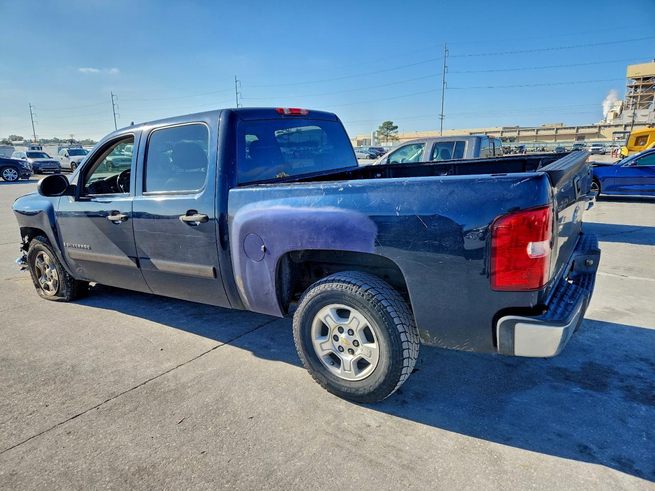2007 CHEVROLET SILVERADO C1500 CREW CAB photo 2