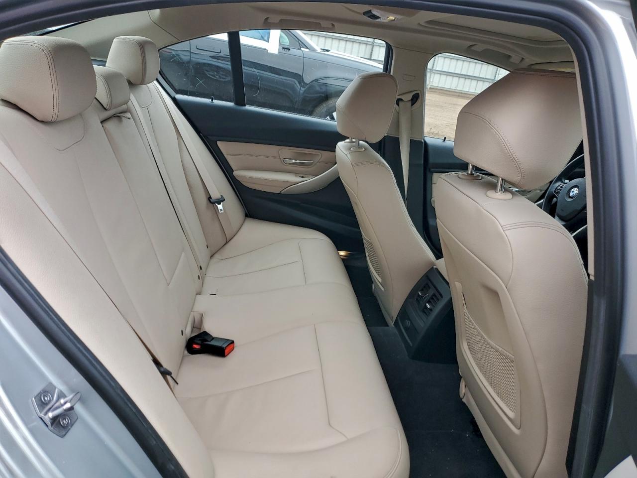 2015 BMW 320 I XDRIVE photo 10