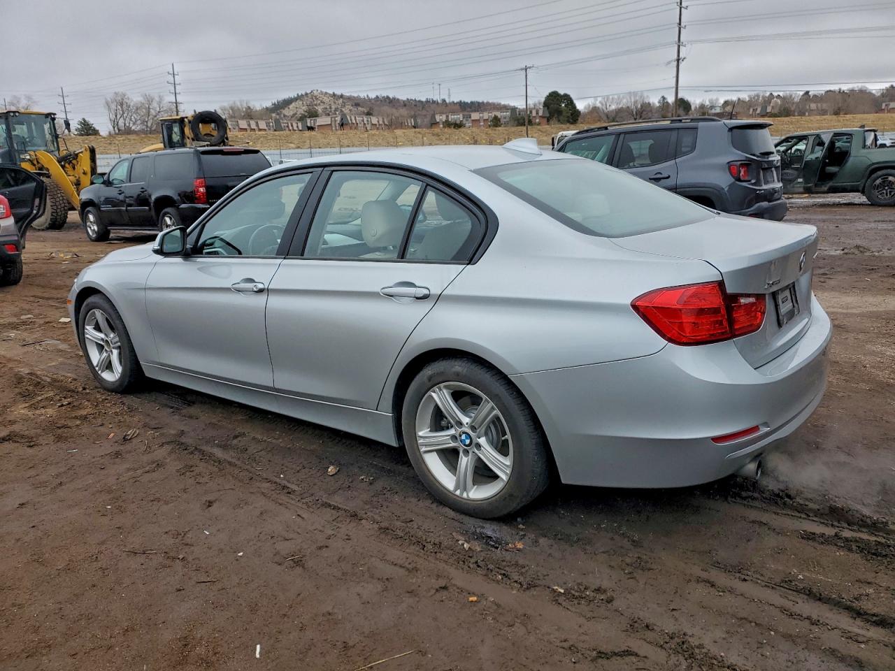 2015 BMW 320 I XDRIVE photo 2