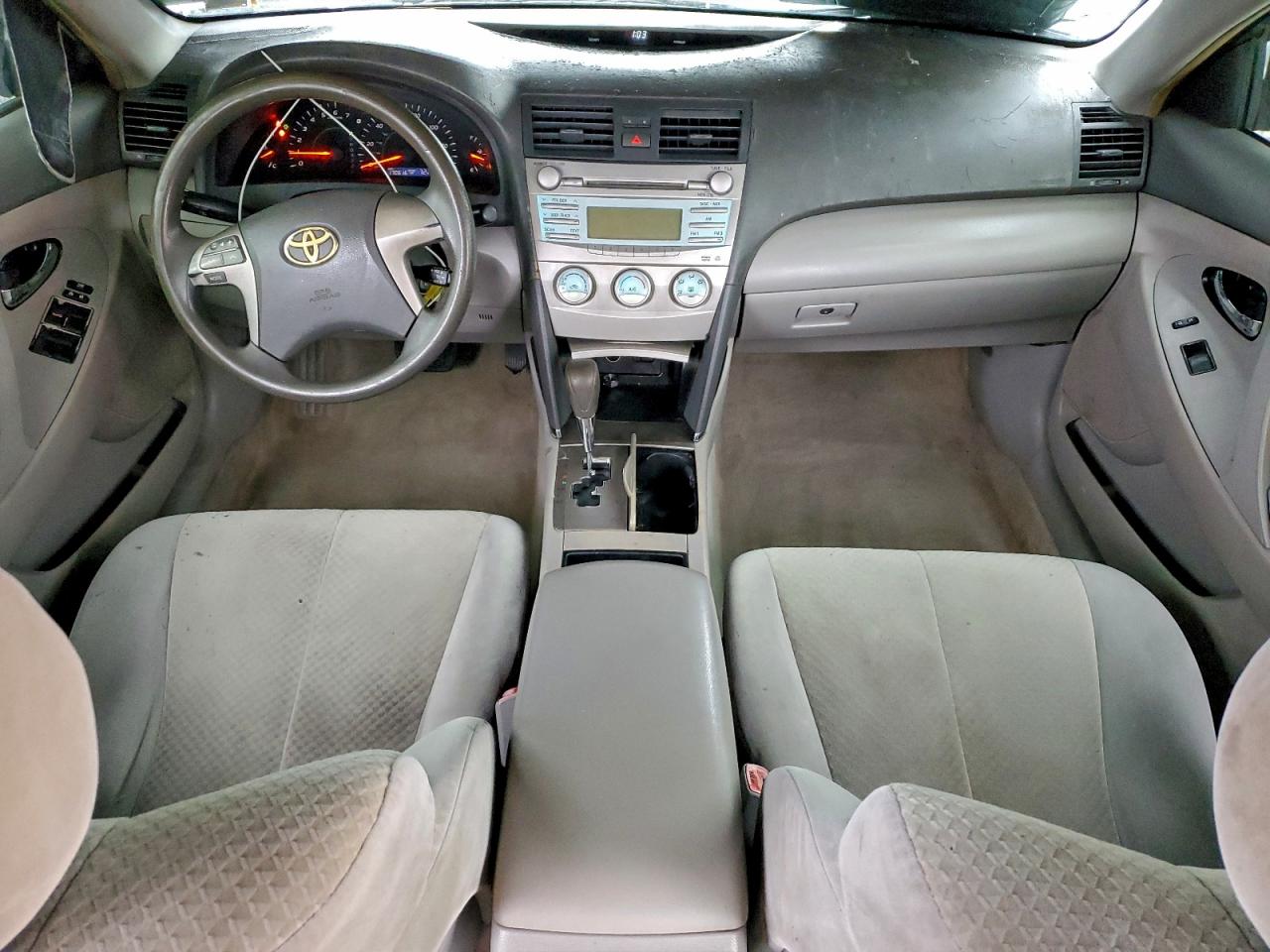 2009 TOYOTA CAMRY BASE photo 8