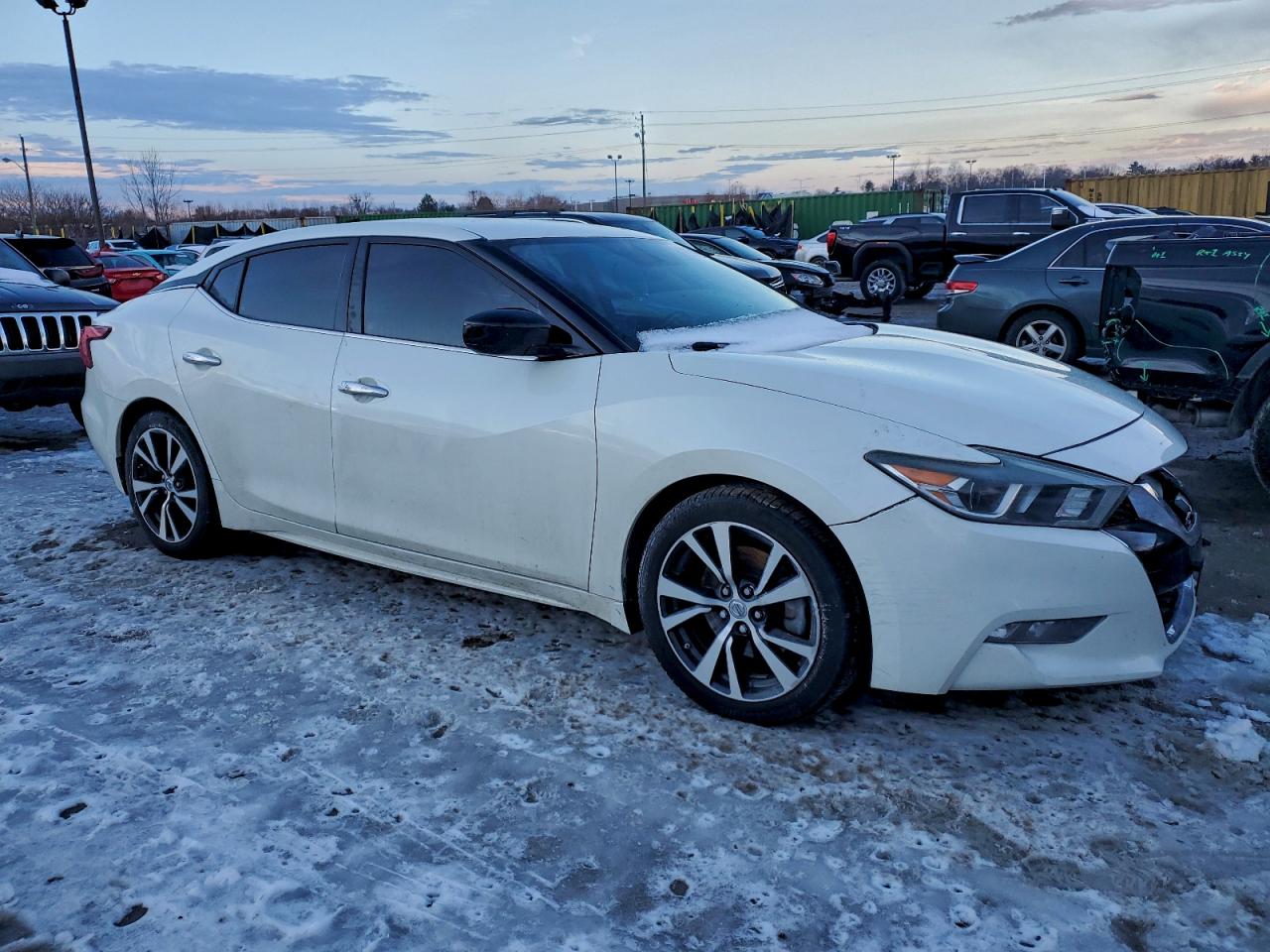 2017 NISSAN MAXIMA 3.5S photo 4