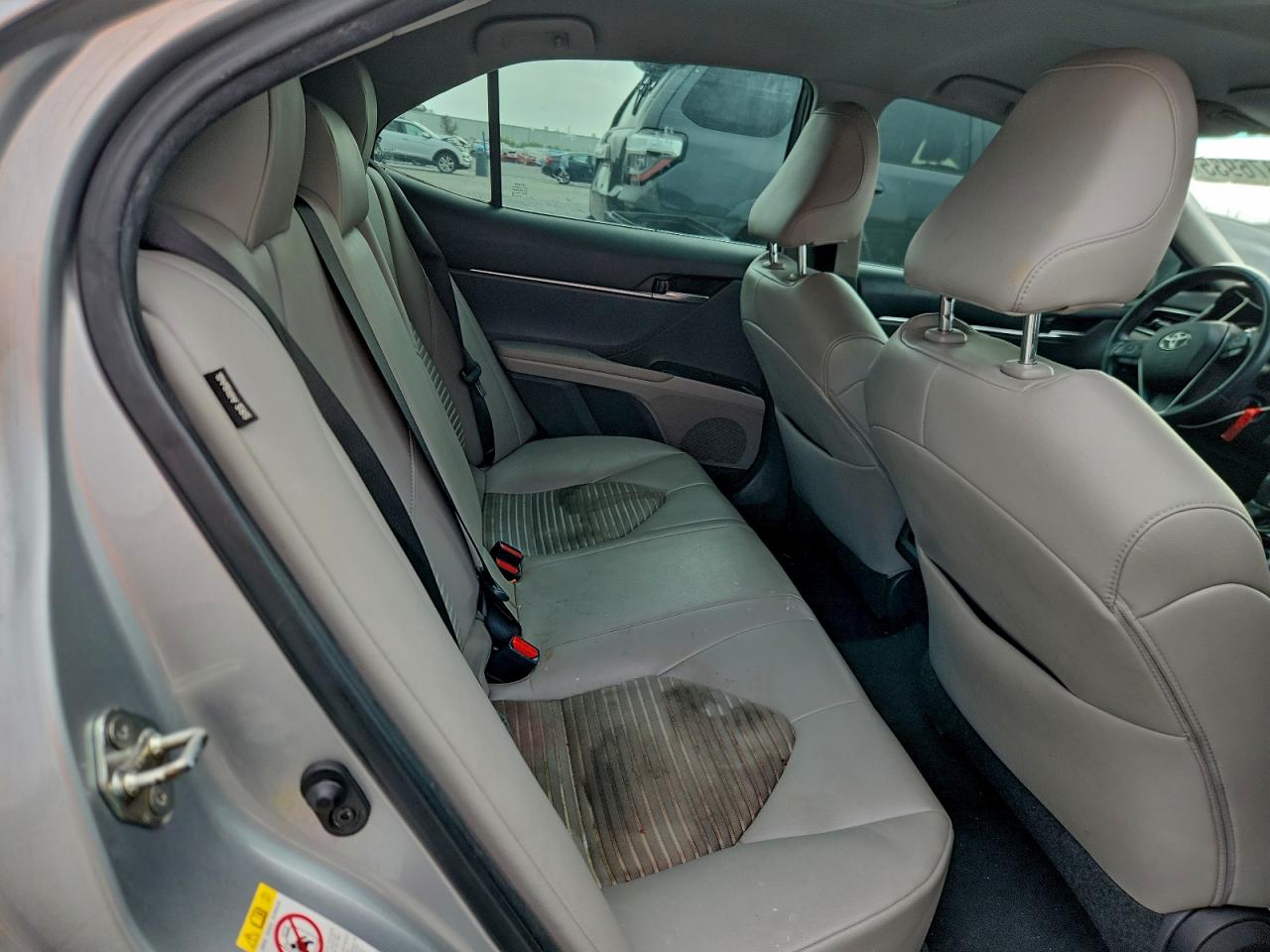 2018 TOYOTA CAMRY L photo 10