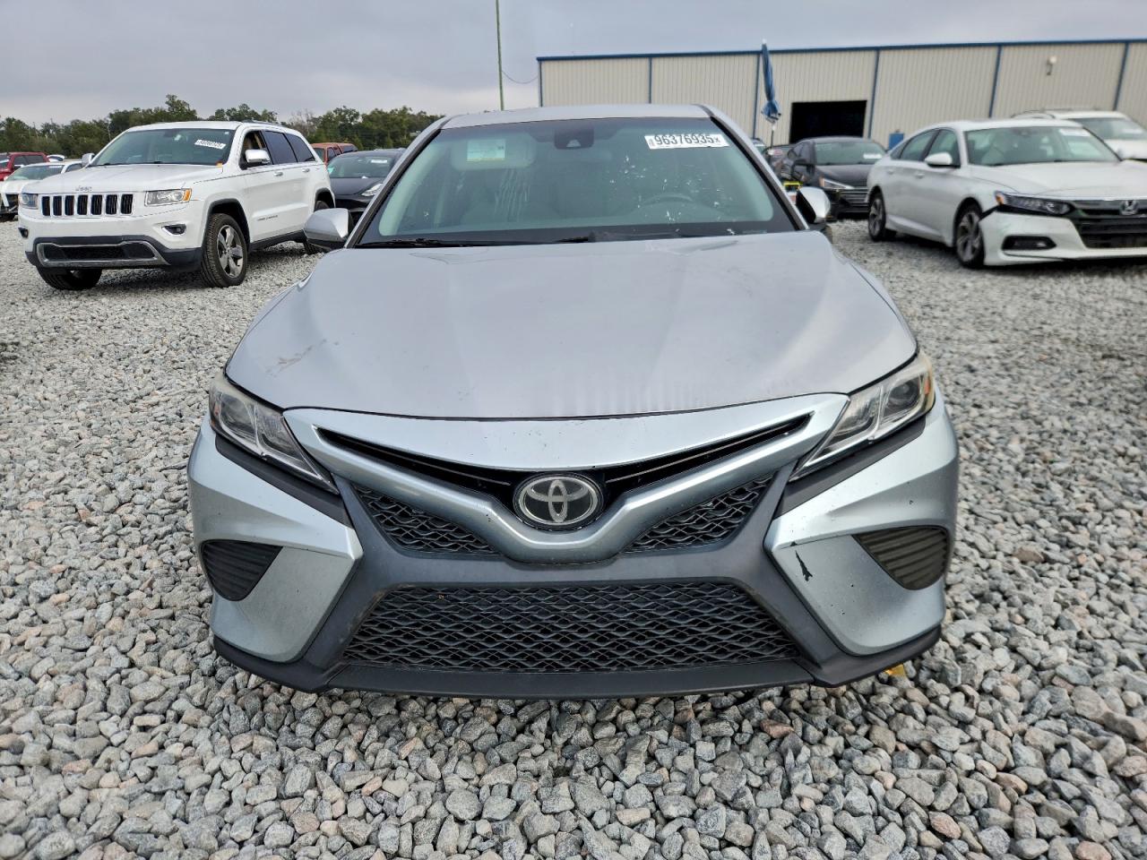 2018 TOYOTA CAMRY L photo 5