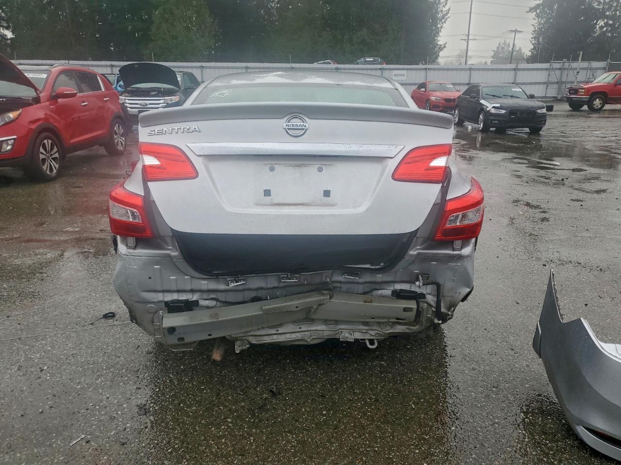 2017 NISSAN SENTRA S photo 6