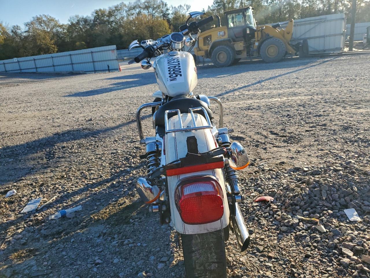 2002 HARLEY-DAVIDSON XL1200 C photo 4