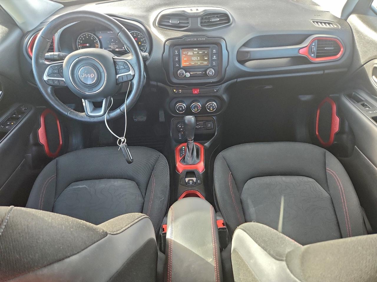 2017 JEEP RENEGADE TRAILHAWK photo 8