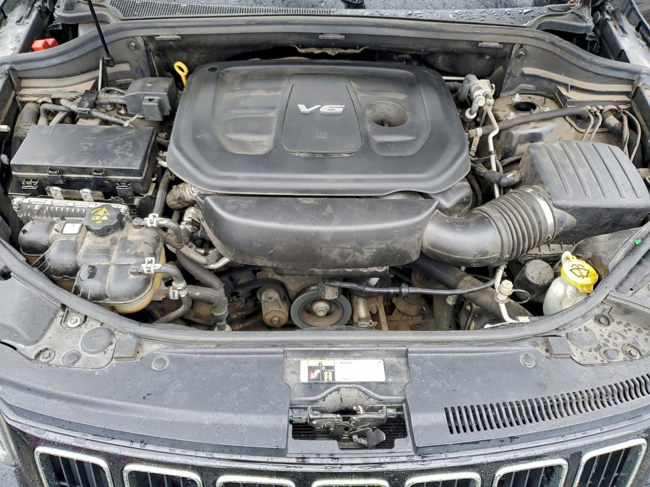 2016 JEEP GRAND CHEROKEE LAREDO photo 12