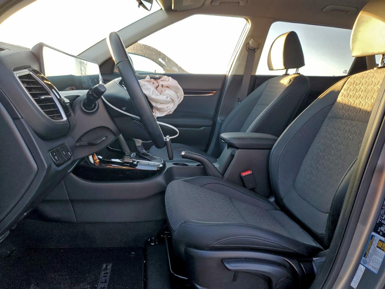 2025 KIA SELTOS S photo 7
