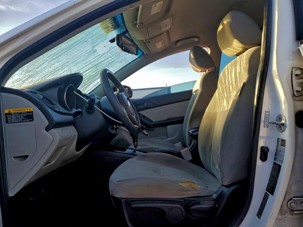 2010 KIA FORTE EX photo 7